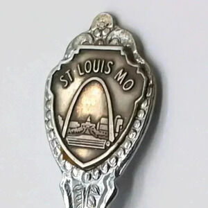 St Louis Missouri Arch Souvenir Engraved Spoon Kitschy Cool